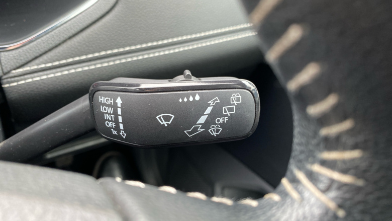 SEAT Arona 1.0 TSI 115 Xcellence Lux [EZ] 5dr DSG Petrol Hatchback